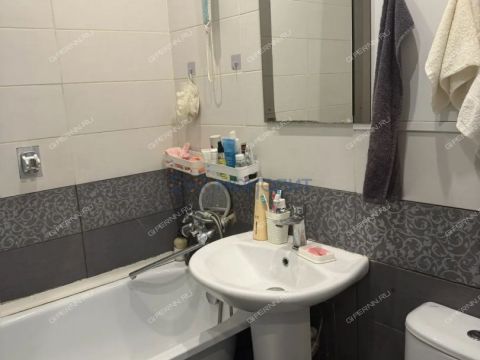 2-komnatnaya-prosp-oktyabrya-d-8 фото