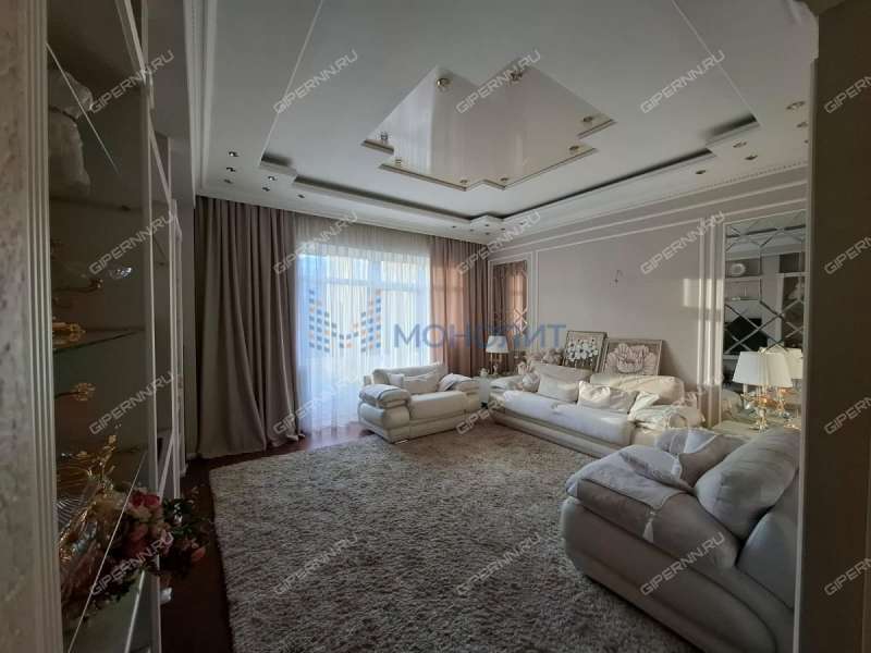 трёхкомнатная квартира на улице Октябрьской Революции дом 60