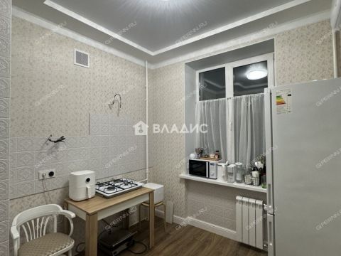 3-komnatnaya-ul-vatutina-d-10 фото