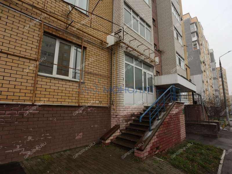 помещение под помещение свободного назначения, недвижимость под салоны красоты на улице Родионова