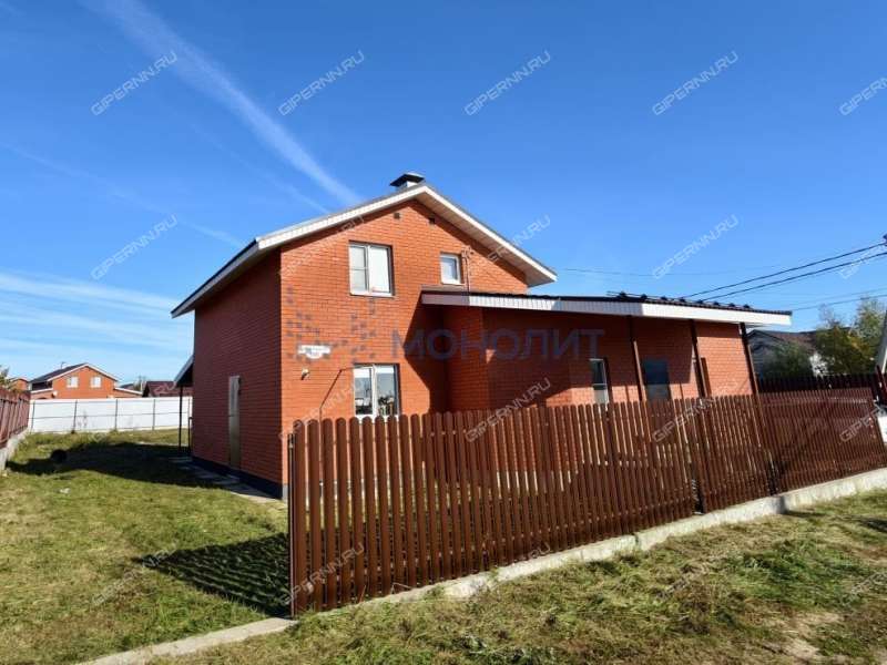 дом на улице Садовая деревня Малая Ельня