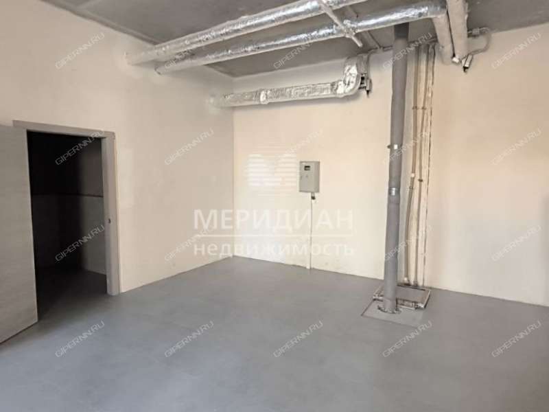 помещение под помещение свободного назначения на улице 50-летия Победы