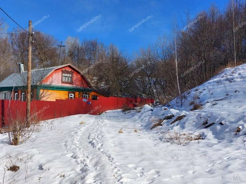 дом в Парниковом переулке