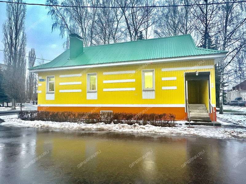 здание под офис, торговую площадь на улице Коминтерна