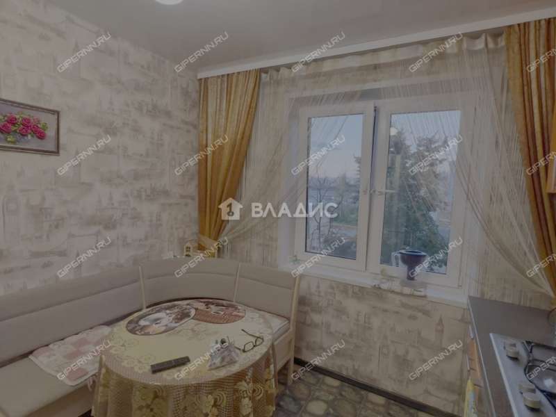 трёхкомнатная квартира на улице Шаляпина дом 20