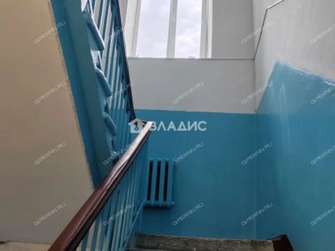 3-komnatnaya-ul-beketova-d-4a фото