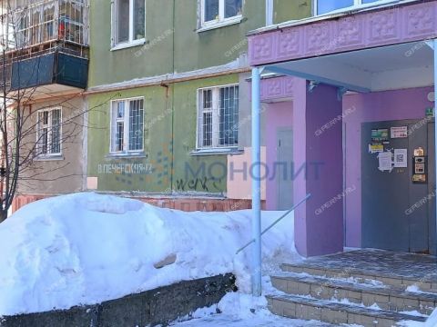 2-komnatnaya-ul-verhnepecherskaya-d-12 фото