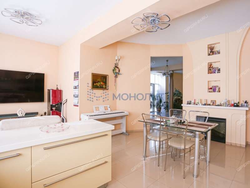 дом на улице Вали Котика