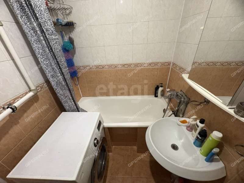 двухкомнатная квартира на улице Бринского дом 3