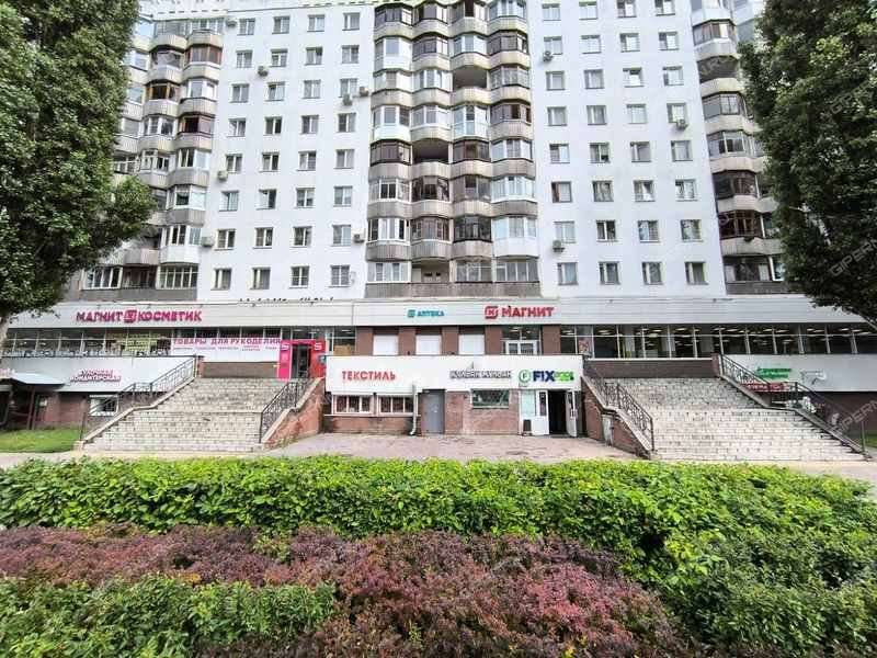 помещение под торговую площадь на Маршала Рокоссовского ул, д. 17