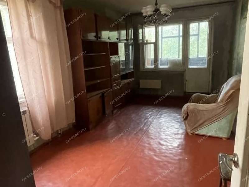 трёхкомнатная квартира на улице Пермякова дом 48