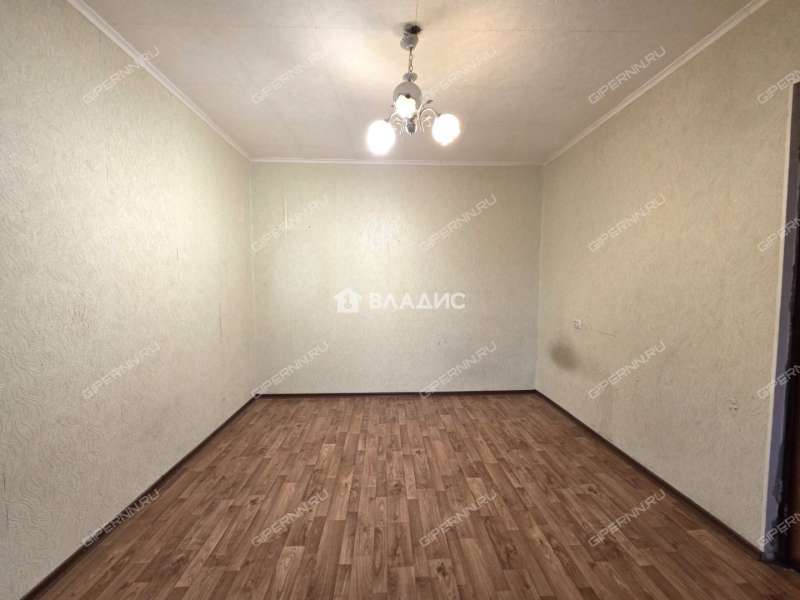 трёхкомнатная квартира на Кудьминской улице дом 3