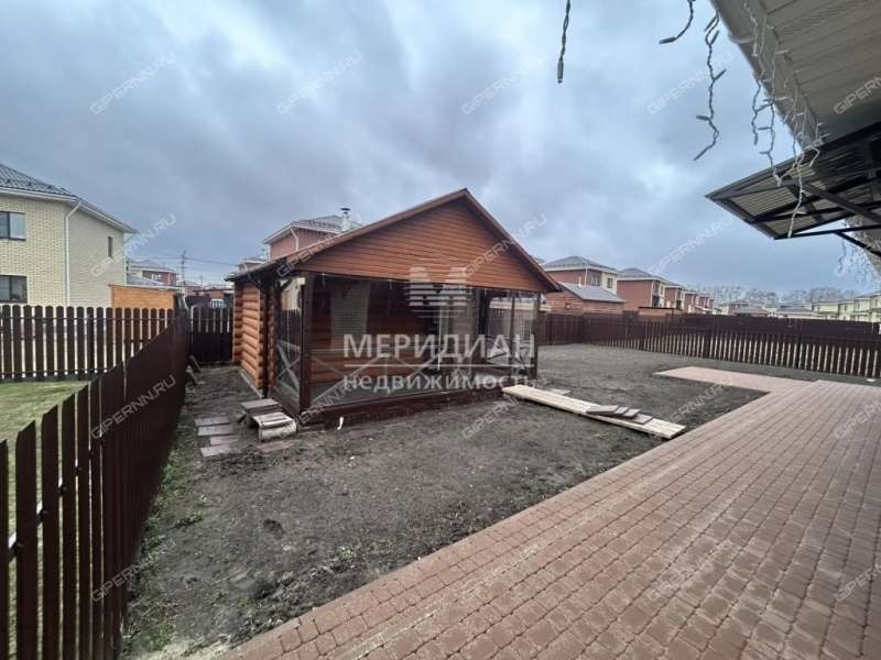 дом на Апельсиновой улице деревня Крутая