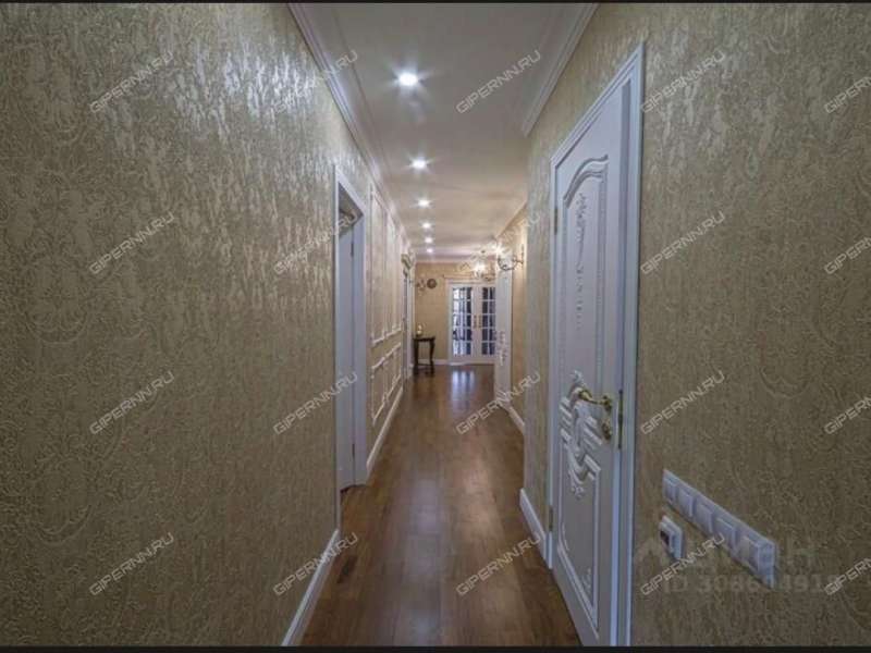 трёхкомнатная квартира на улице Родионова дом 192 к4