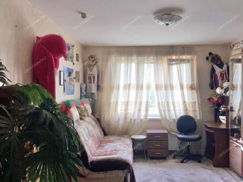 трёхкомнатная квартира на улице Академика Сахарова дом 117