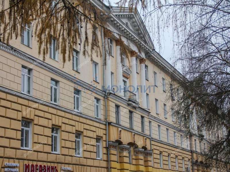 трёхкомнатная квартира на проспекте Гагарина дом 110