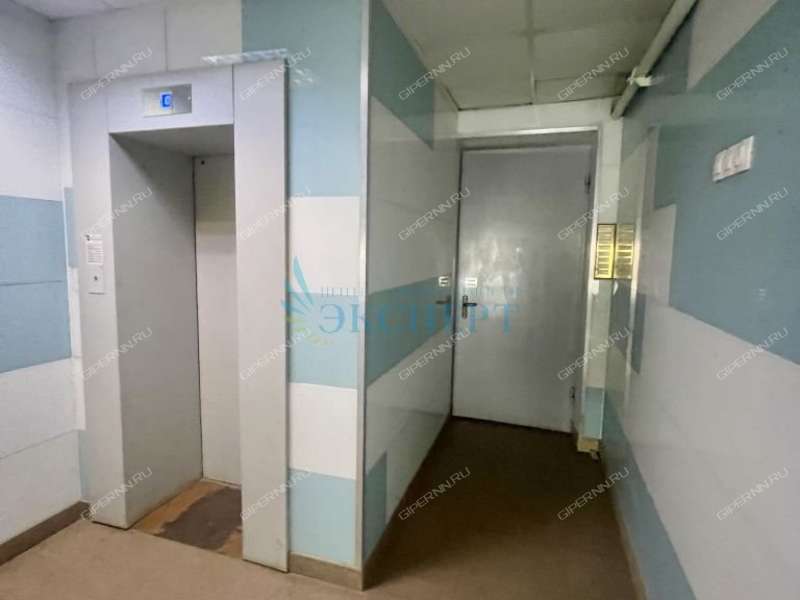 однокомнатная квартира на Суетинской улице дом 7