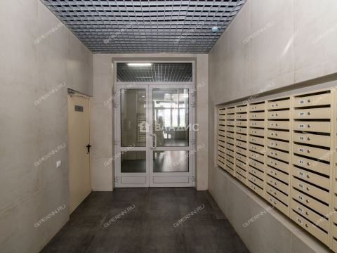 1-komnatnaya-ul-geroya-sovetskogo-soyuza-safronova-d-7-k1 фото