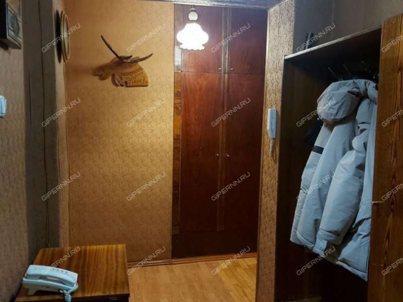 трёхкомнатная квартира на улице 1 Мая дом 8 город Семёнов