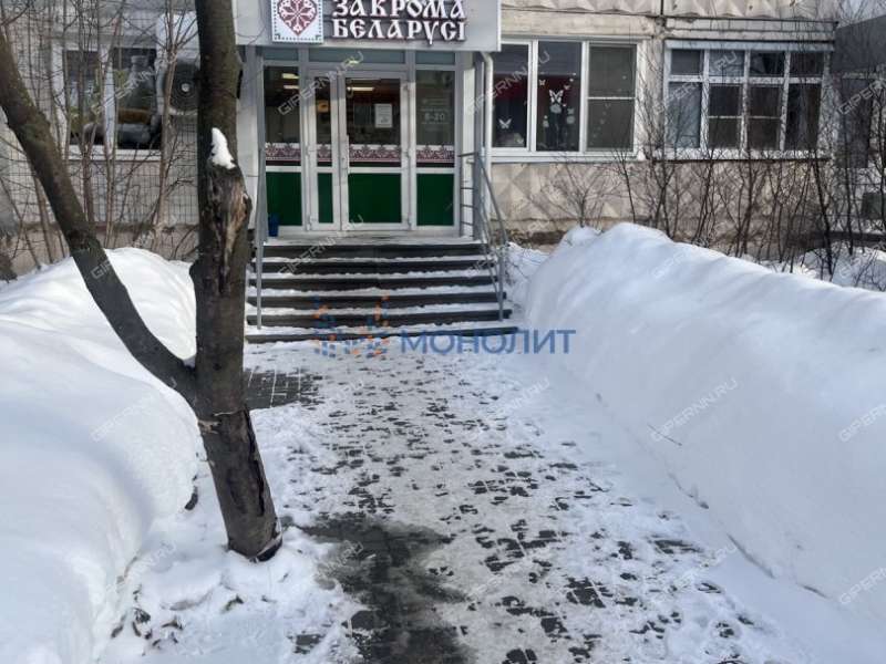 помещение под помещение свободного назначения, торговую площадь на улице Буревестника