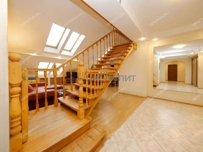 пятикомнатная квартира на Казанском шоссе дом 8 к3