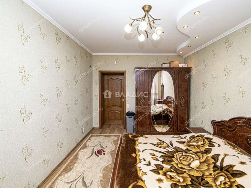 трёхкомнатная квартира на улице Обухова дом 6