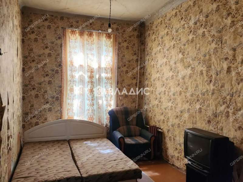 трёхкомнатная квартира на Партизанской улице дом 2
