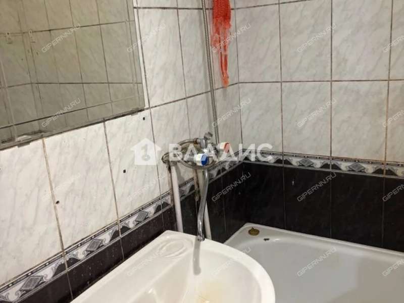комната в доме 15 к1 на проспекте Ленина