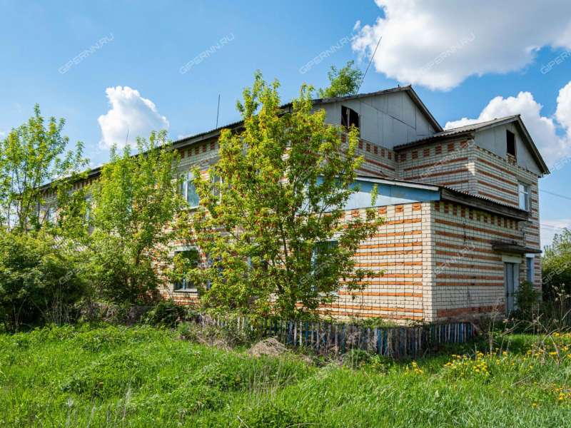 имущественный комплекс под офис на улице Центральная село Моисеевка