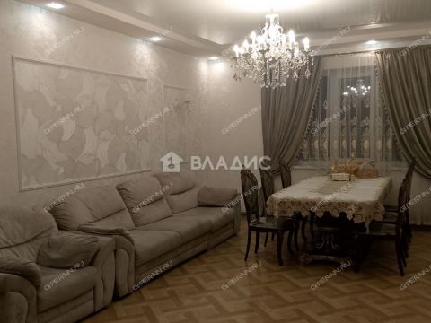 dom-rabochiy-poselok-lukino-balahninskiy-municipalnyy-okrug фото