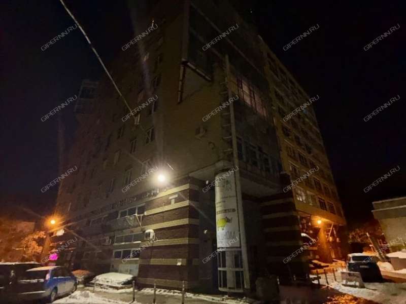 помещение под коммерческую недвижимость на улице Нестерова