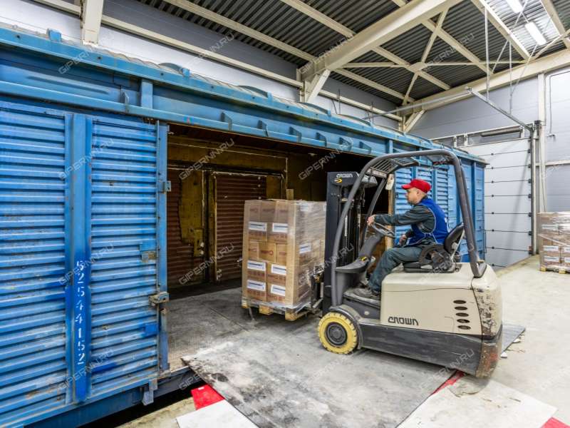 здание под склад на Московском шоссе