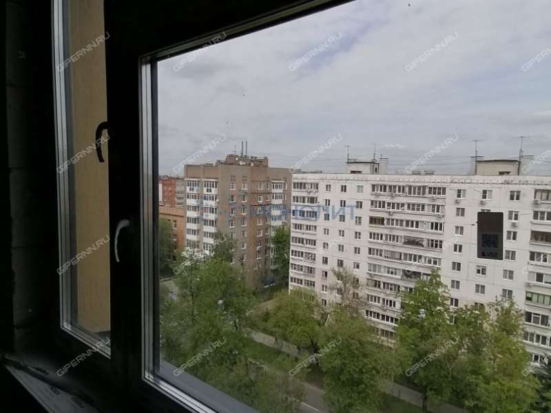 четырёхкомнатная квартира на Полтавской улице дом 15