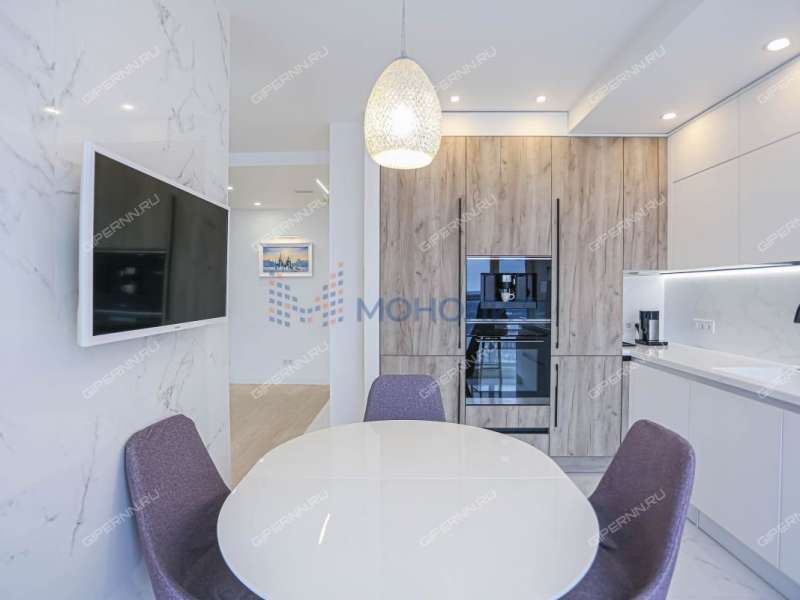 трёхкомнатная квартира на улице Родионова дом 192 к4