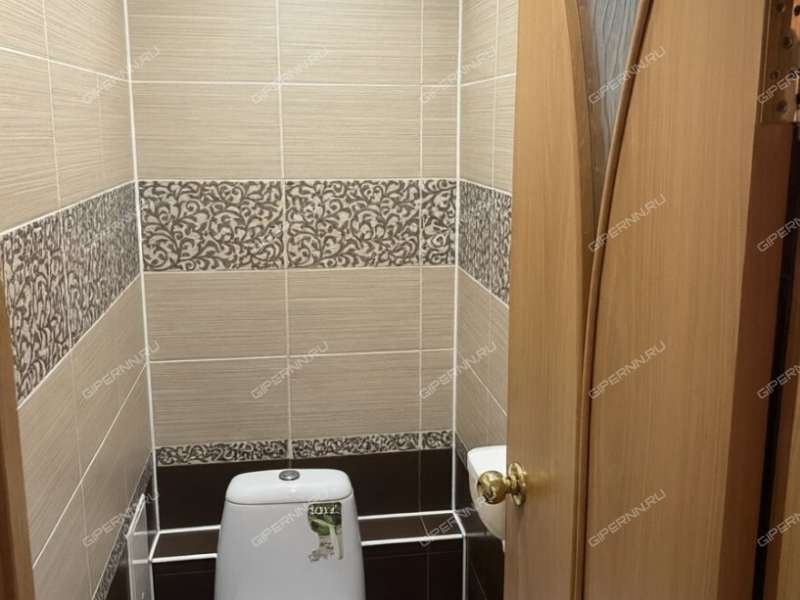 четырёхкомнатная квартира на улице Строкина дом 19