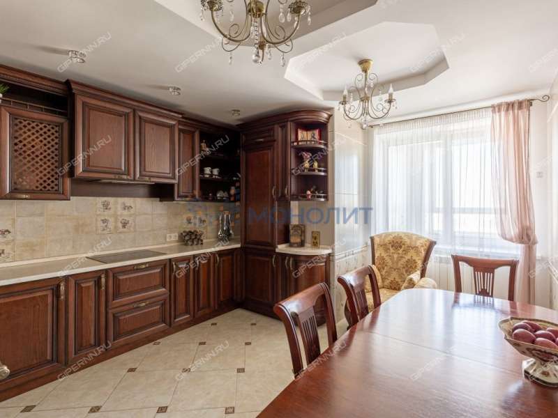 трёхкомнатная квартира на Мещерском бульваре дом 9