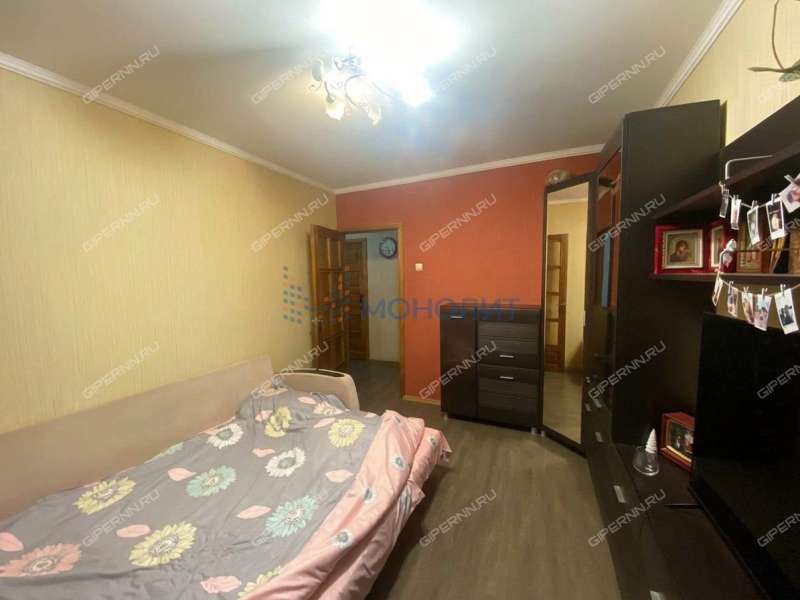 трёхкомнатная квартира на улице Маршала Голованова дом 5