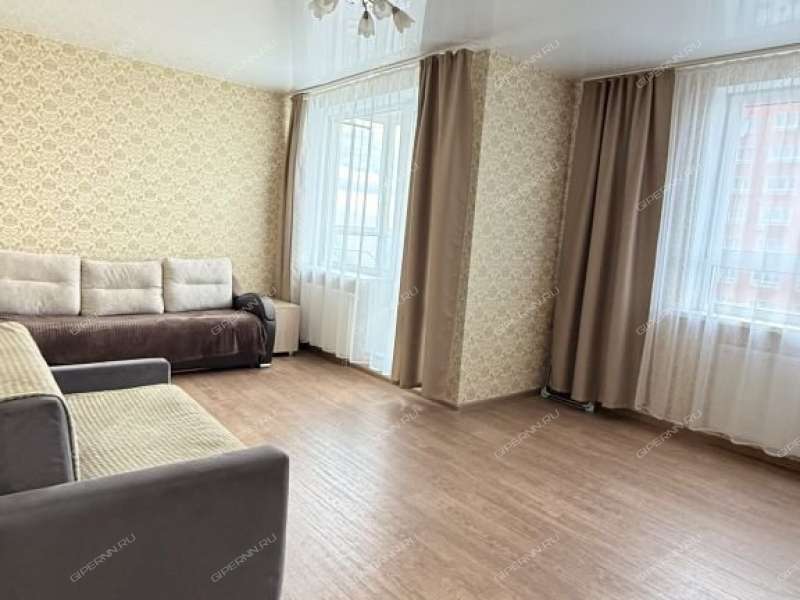 трёхкомнатная квартира на проспекте Гагарина дом 101 к1