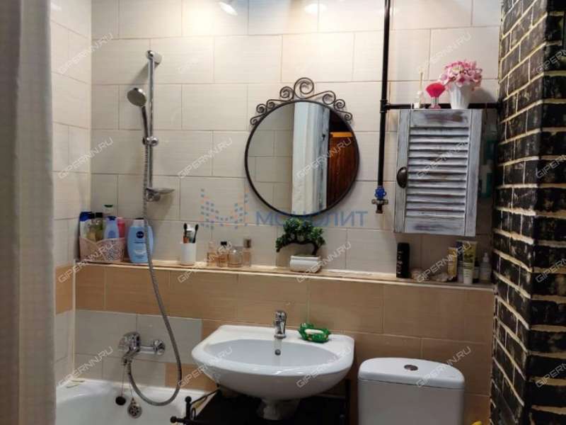 однокомнатная квартира на бульваре 60-летия Октября дом 5а