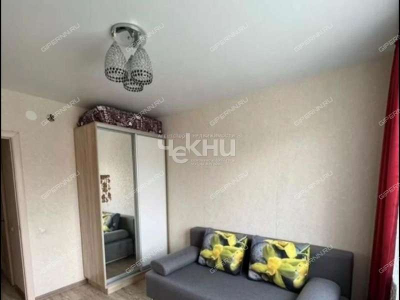 двухкомнатная квартира на 2-й Дорожной улице дом 12