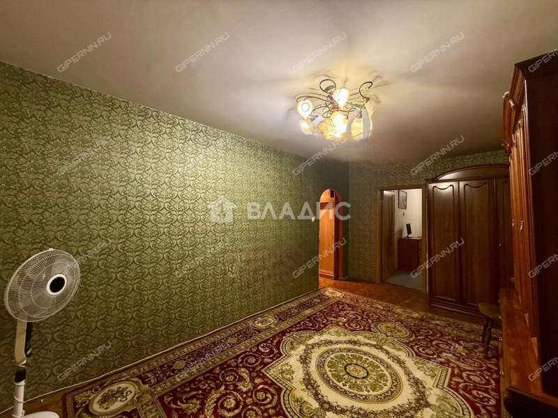 трёхкомнатная квартира на улице Культуры дом 8