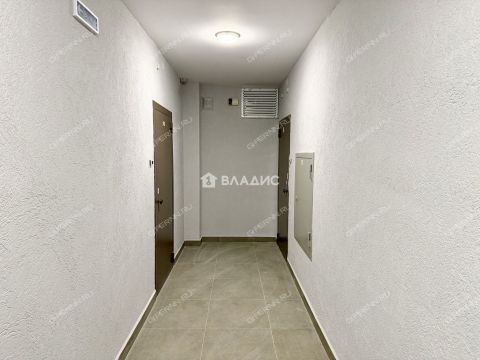 3-komnatnaya-ul-geroya-sovetskogo-soyuza-aristarhova-d-9 фото