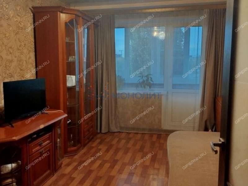 трёхкомнатная квартира на улице Буревестника дом 16