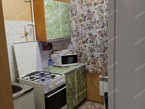 2-komnatnaya-b-r-60-letiya-oktyabrya-d-13 фото