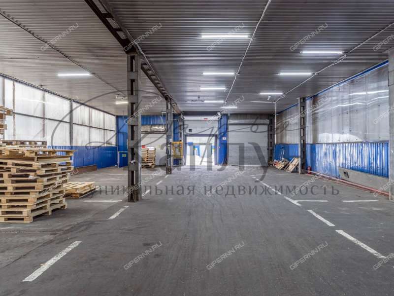 помещение под склад на улице Героя Советского Союза Поющева