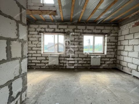 taunhaus-derevnya-novopokrovskoe-ul-vechernyaya-d-6e фото