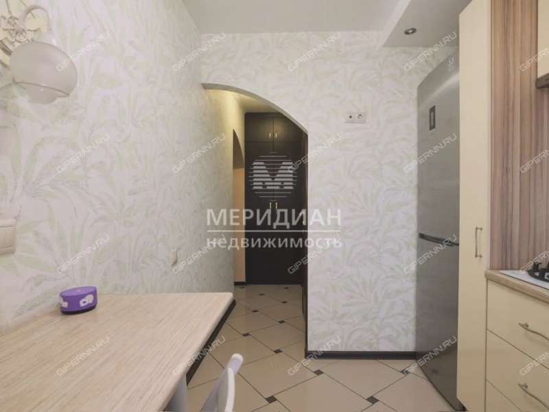 двухкомнатная квартира на улице Сергея Есенина дом 4Б