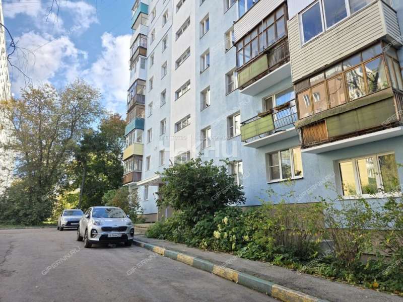 трёхкомнатная квартира на улице Маршала Голованова дом 35