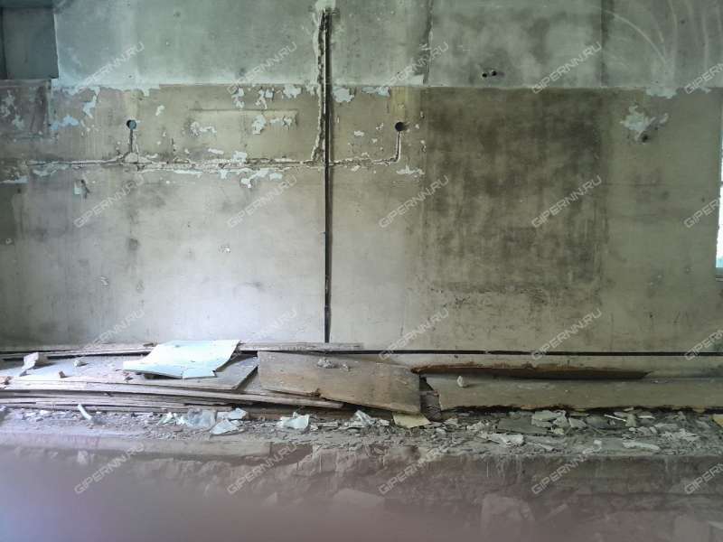 здание под склад, производственную площадь на Центральной улице деревня Высоково