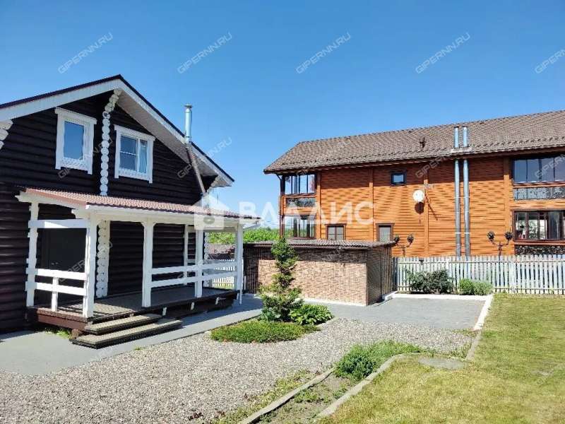 дом на Нагорной улице село Старково